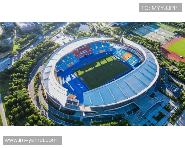 巴西中场卢卡斯卡尔正式加盟南通支云开启新篇章